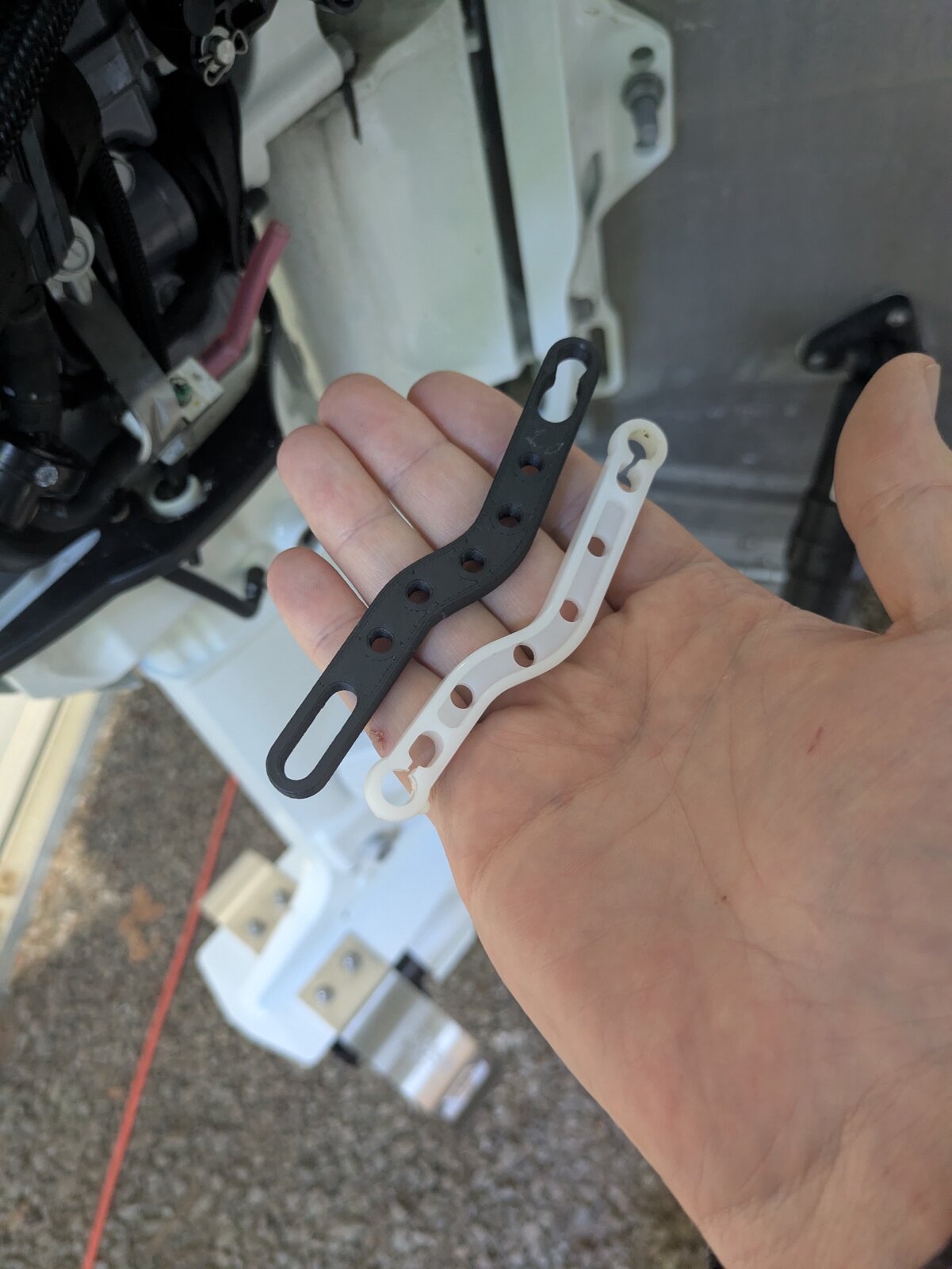 The custom Accutroll metal throttle arm (replacement part)